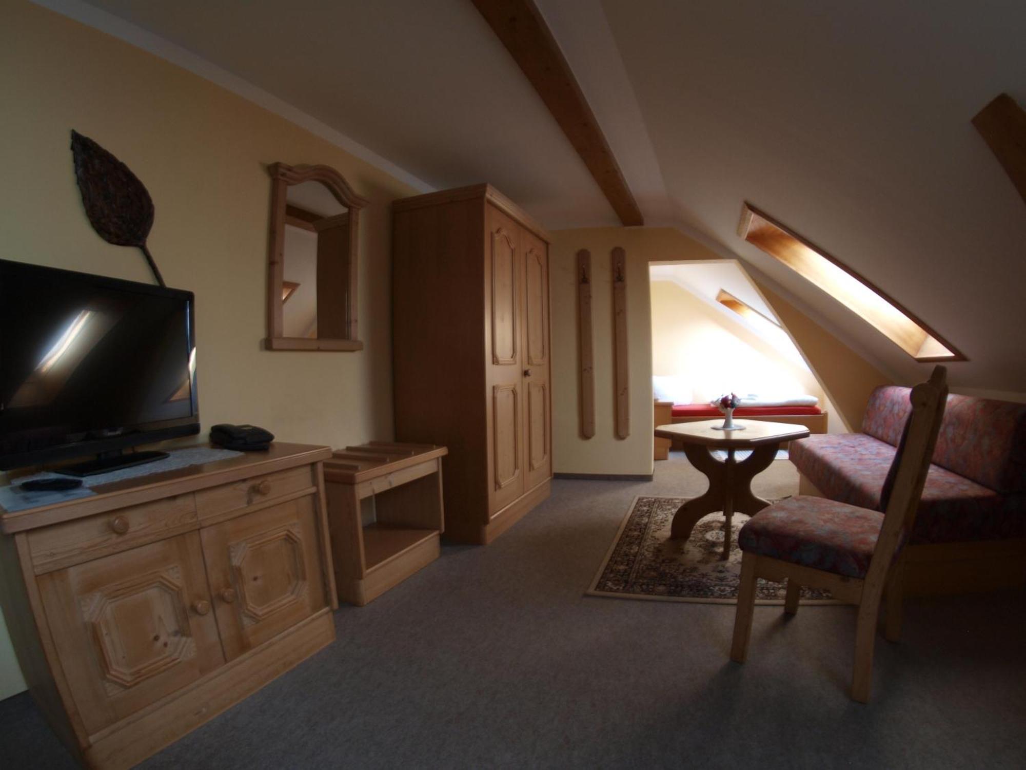 Gasthof Zur Schweiz เยนา ภายนอก รูปภาพ